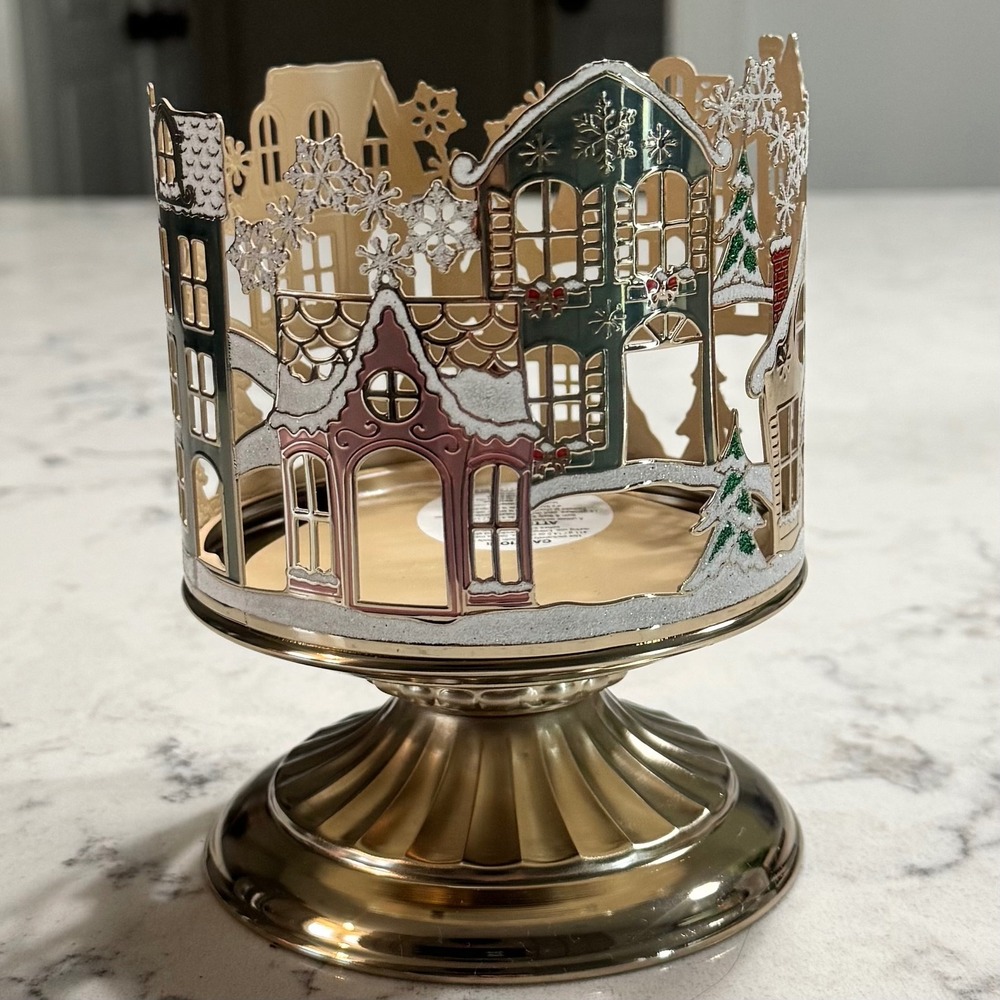 Bath Body Works Holiday Village Candle Holder Pedestal Gold Snowflake Winter NEW